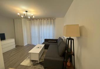 Le Creamy allows 18 year olds to book a room