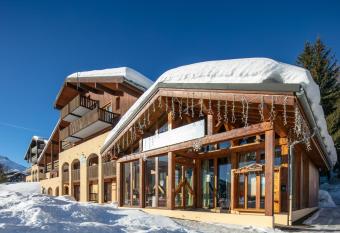 Vacanc  ole - R  sidence Le Beauregard allows 18 year olds to book a room