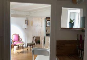 Esprit cabine allows 18 year olds to book a room