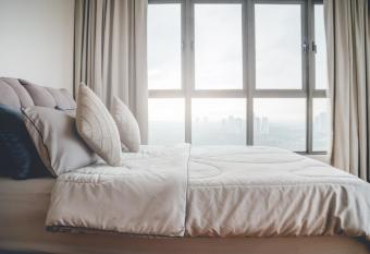 Teega 12pax Cozy 4BR w Bathtub by Our Stay has rooms with a private hot tub