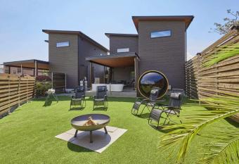 Resoreat Takashima has Balcony rooms