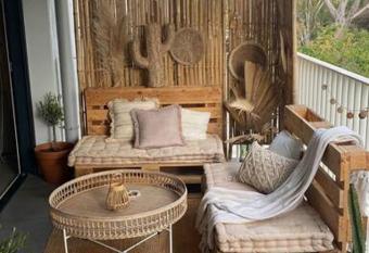 Appartement T3 neuf 10 min mer has Balcony rooms