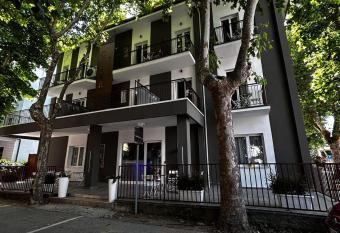 Crisvan has Balcony rooms