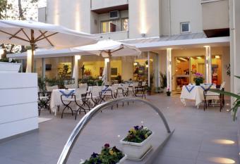 Hotel Nives has Balcony rooms