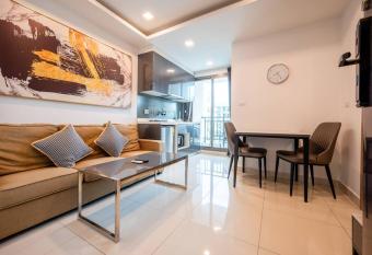 Arcadia Comfy 1-Bed Condo Lagoon Pool & Fitness allows 18 year olds to book a room