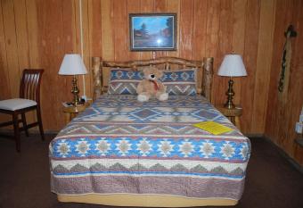 Cowboy Country Inn has Balcony rooms