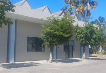 Coastal Serenity has Balcony rooms