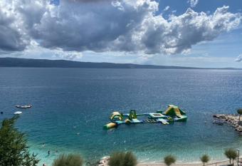 Gajeta Blue has Balcony rooms