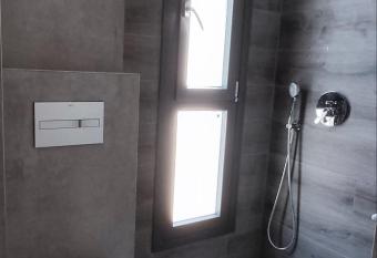 Areti House has Balcony rooms