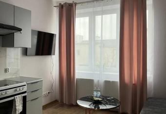 Best for 2 allows 18 year olds to book a room