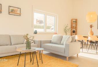 Naturoase Sinzing / Parkplatz, Waschmaschine, etc. allows 18 year olds to book a room