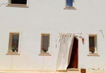 Maison de charme has Balcony rooms