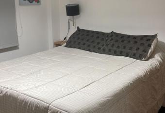 ALQUILER DEPARTAMENTO TEMPORARIO -ZONA CENTRICA - CALLE 12 has Balcony rooms