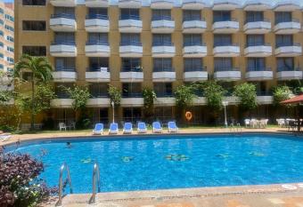 Hermoso estudio en hotel 4 estrellas con vista al mar has Balcony rooms