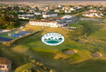 Trevose Golf and Country Club has Balcony rooms
