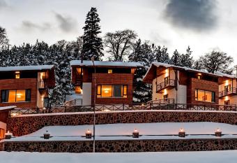 Crystal Hill Resort has Balcony rooms