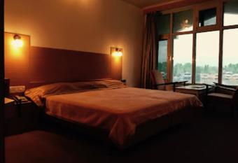 Nirmal Chiya Home Stay has Balcony rooms