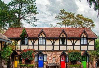 Maidstone Mews has Balcony rooms