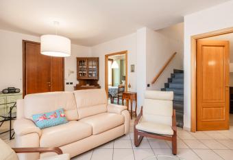 Villetta Grazia has Balcony rooms