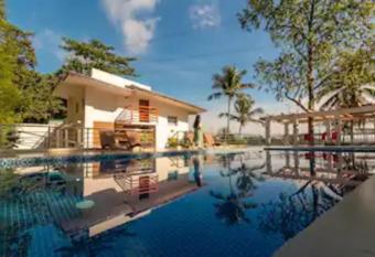 CIDNYLAND FARM AND RESORT TANAY has Balcony rooms