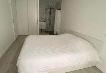 Myhome87 has Balcony rooms