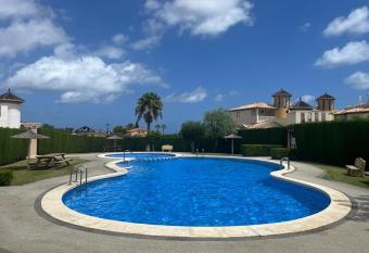 Casa de Don Sim  n has Balcony rooms