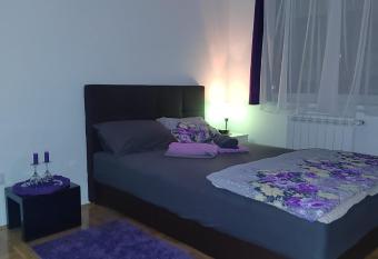 Apartman Man  i   allows 18 year olds to book a room