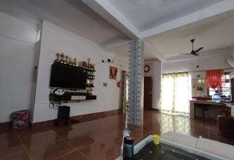 SINGH SERENITY HOUSE allows 18 year olds to book a room