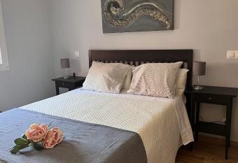 APARTAMENTO PRADERAS PANTANO SAN JUAN PRIMERA PLANTA has Balcony rooms