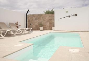 Casa Lily allows 18 year olds to book a room