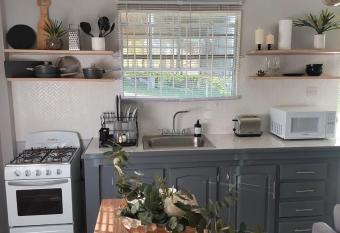 Keikei   sHaven allows 18 year olds to book a room