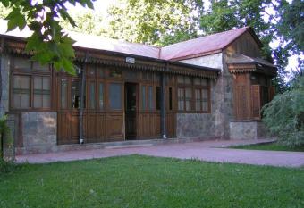 Villa Cecilia GUEST HOUSE has Balcony rooms