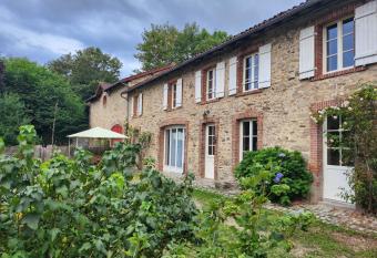 Long  re du cheval noir has Balcony rooms