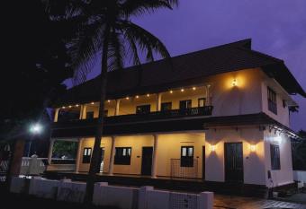 G Square Bliss has Balcony rooms