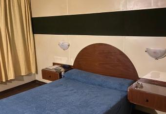 Candilejas allows 18 year olds to book a room