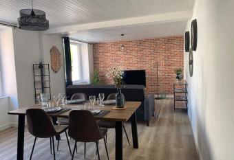 *La Factory / Saint Aignan allows 18 year olds to book a room