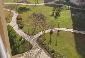                          Madinaty              has rooms with a private hot tub