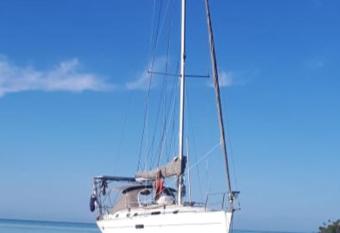 Nuits    bord d un voilier allows 18 year olds to book a room