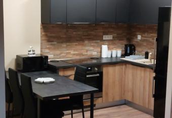 Apartman Kurko has Balcony rooms