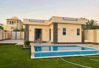 Luxury Villa for rent in Alexandria King Mariout has Balcony rooms