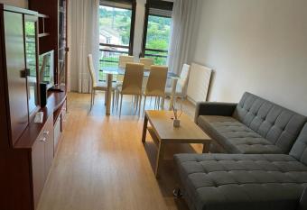 Precioso d  plex has Balcony rooms