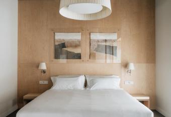 Hotel Santa Ana Tudela has Balcony rooms