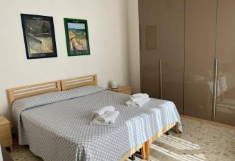 Cav 1 Holiday beach has Balcony rooms