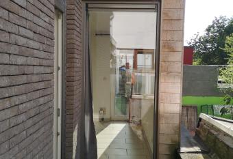 A Namur m  me, rez avec terrasse has Balcony rooms