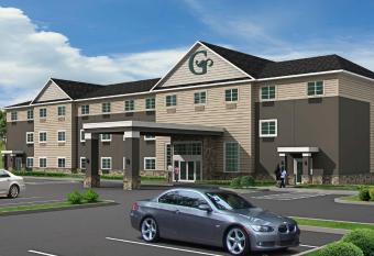 Grandstay Hotel & Suites Algona has rooms with a private hot tub