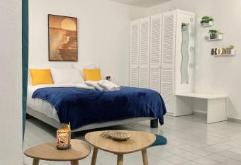 La Kawannaise Blue Lagon - Piscine, Plage, Restau has Balcony rooms