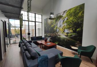 RESIDENCE FLORALE has Balcony rooms