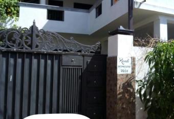 Randi Homestay allows 18 year olds to book a room