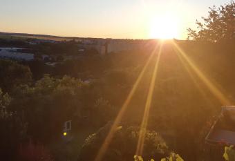 Pokoj s balk  nem a n  dhern  m v  hledem do p    rody has Balcony rooms