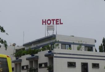 H  tel Ay  lawadj   2 has Balcony rooms